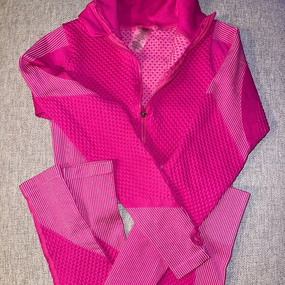 2PC Active Set - Picture 2 of 5